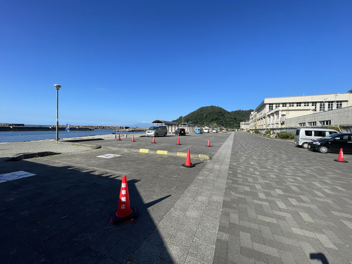 加茂レインボービーチ-駐車場 (1)