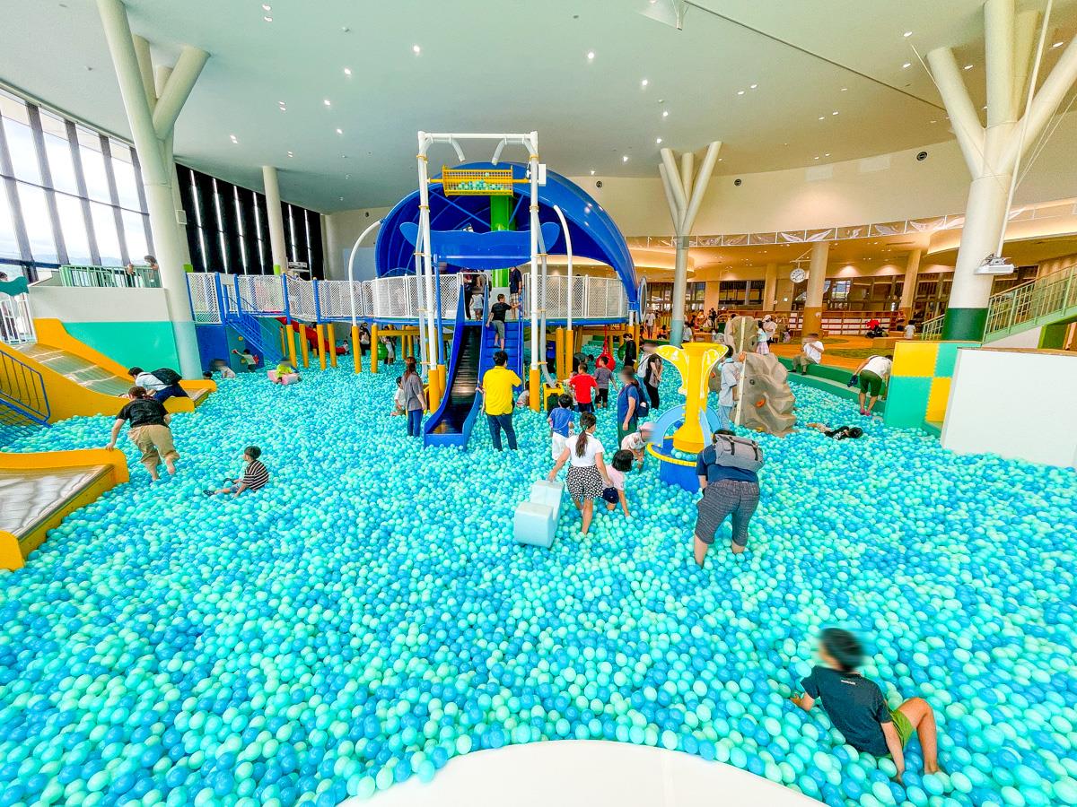 くるんと-室内-くるんとラグーン (2)