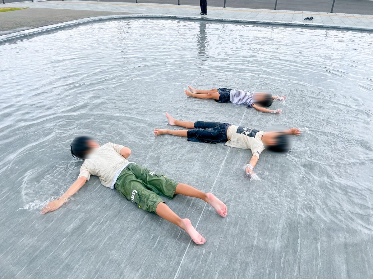 くるんと-水のひろば (1)