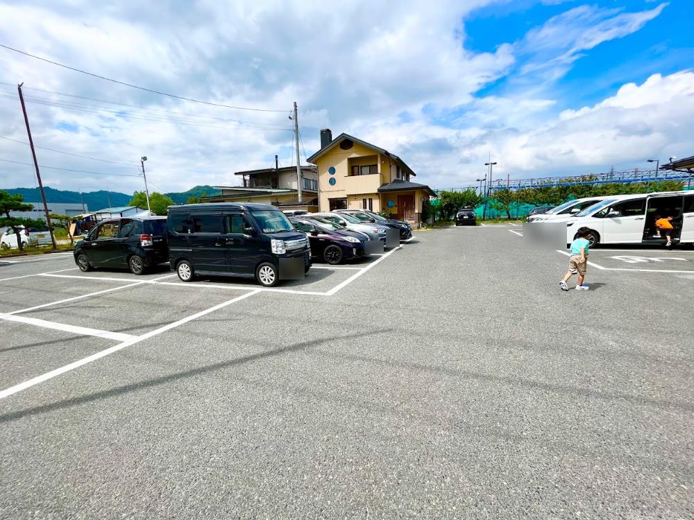 とんかつ竹亭-駐車場