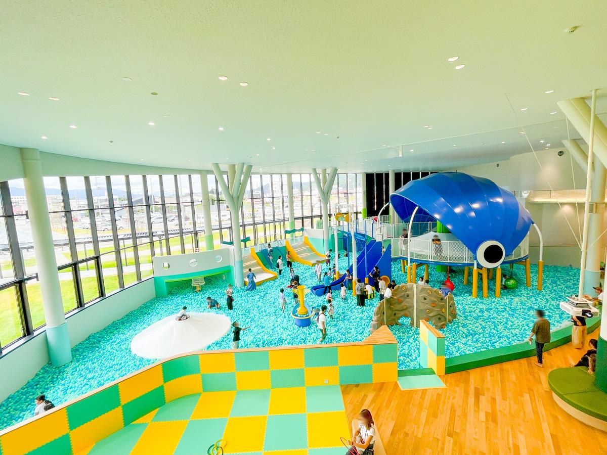 くるんと-室内-くるんとラグーン (4)