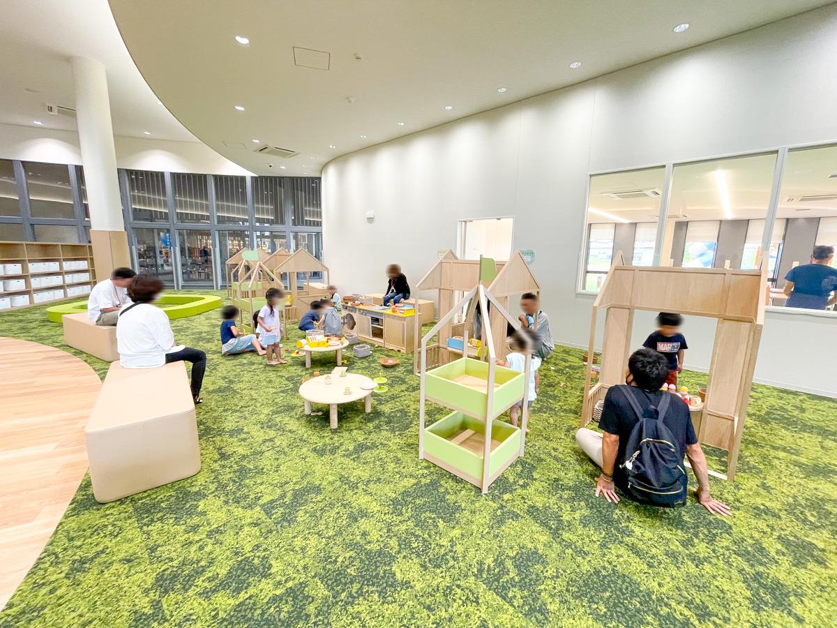 くるんと-室内-もくもくのまち (2)