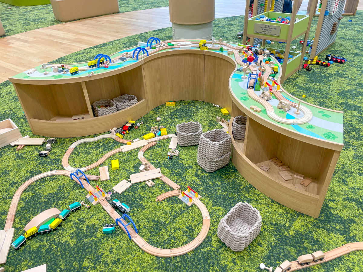 くるんと-室内-そうぞうひろば