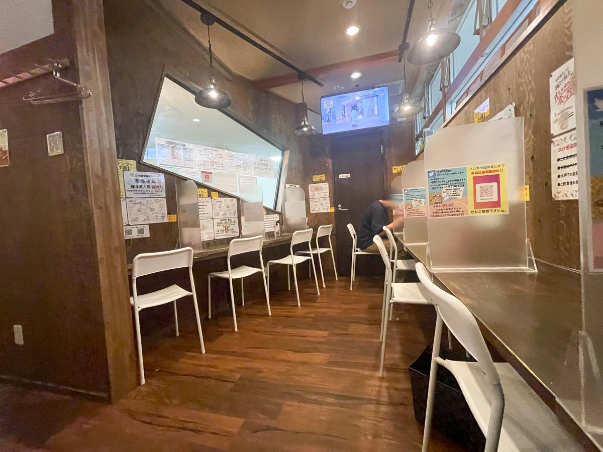 極中華そばひろた-店内 (1)