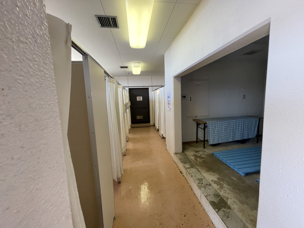 マリンパークねずがせき-トイレシャワー棟 (5)