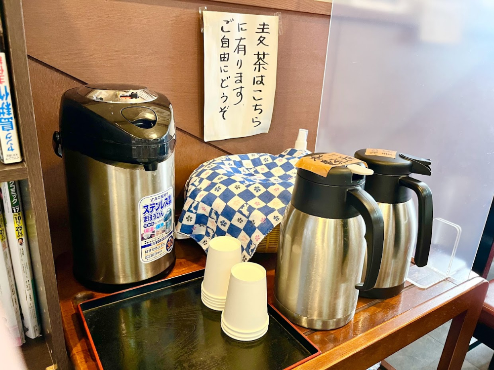 新来軒-店内4
