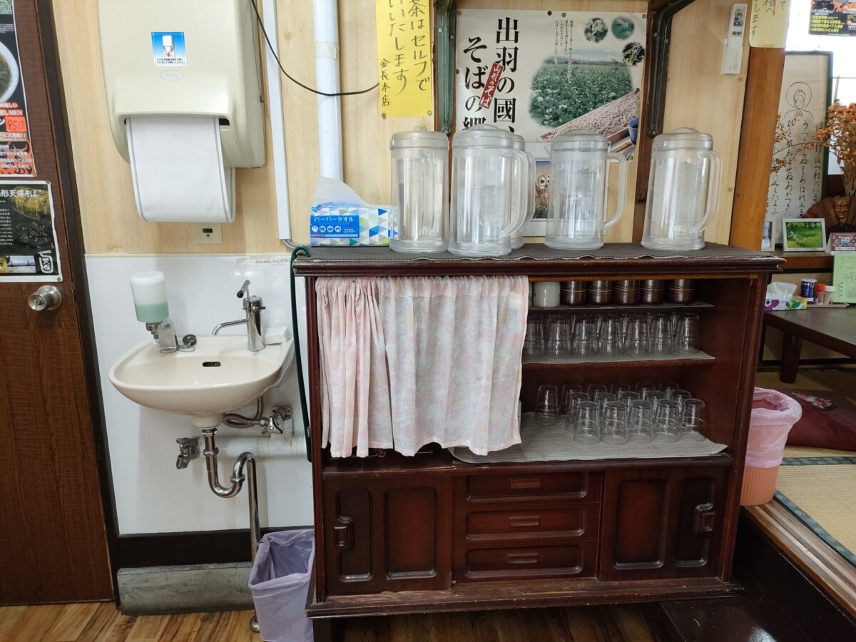 金長本店-店内④