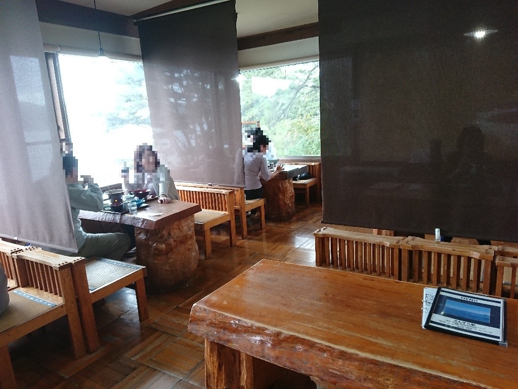 さんずろ家 店内 (1)