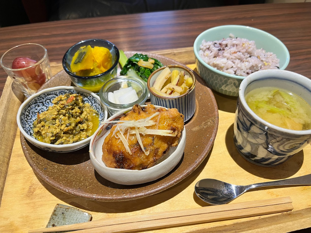 【山形新店カフェレポ】HARUcafe（長井市栄町）|　地元産の野菜のおいしさを堪能できる、体にやさしいランチプレート！