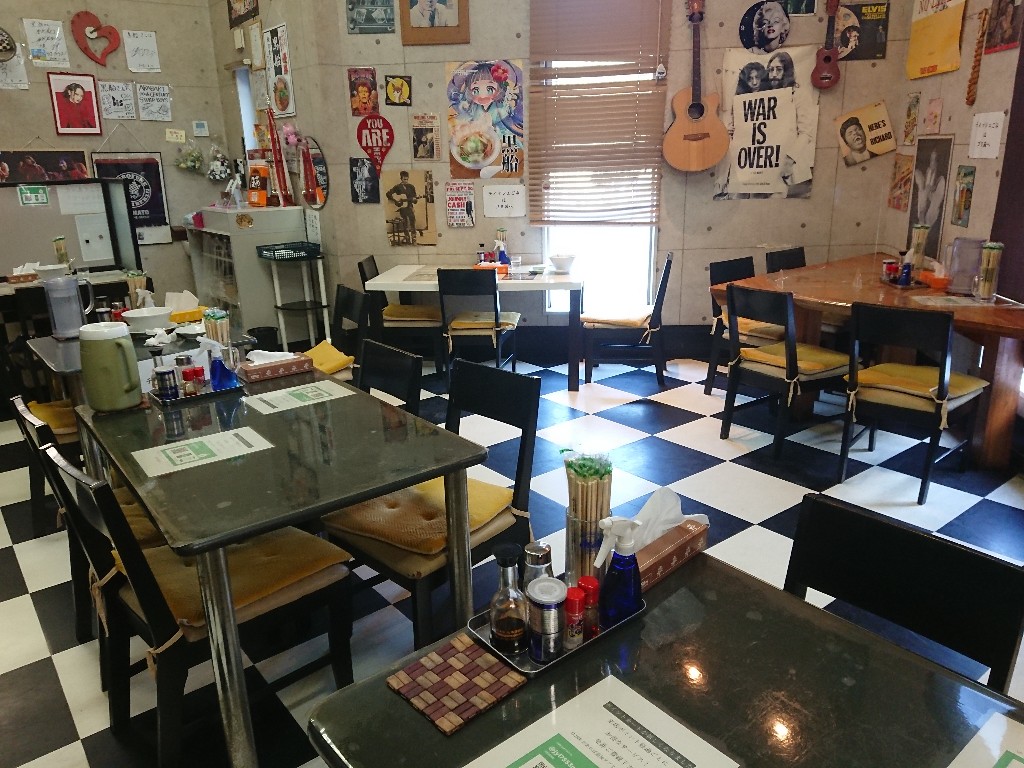 秋刀魚だし黒船　店内 (3)