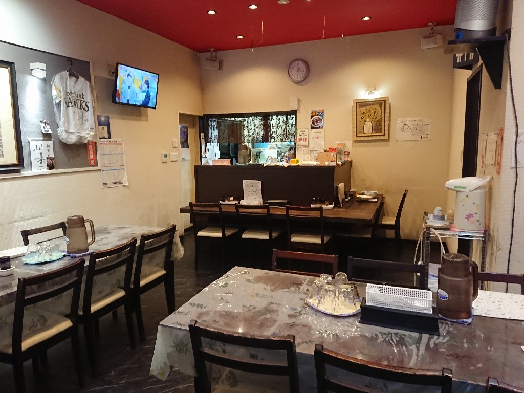新華園 本店 店内