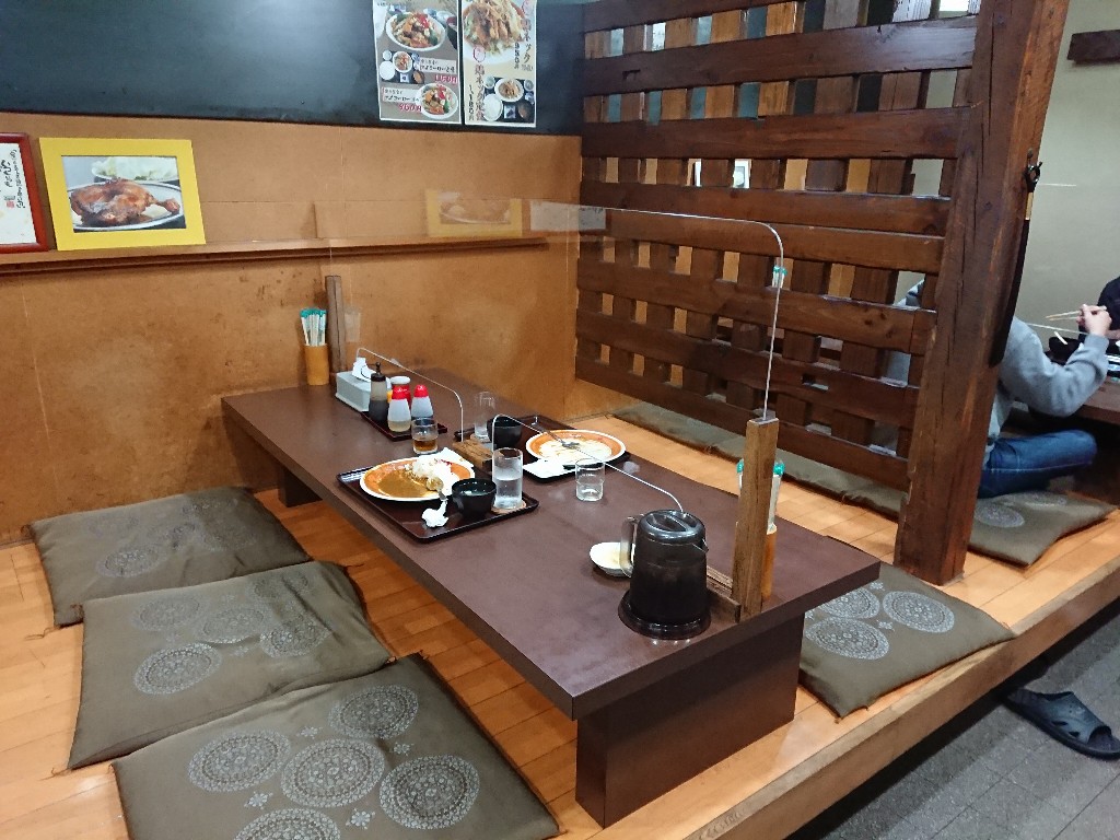 ももどり伝説 店内 (2)
