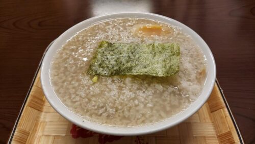 麺ピースー食レポ1