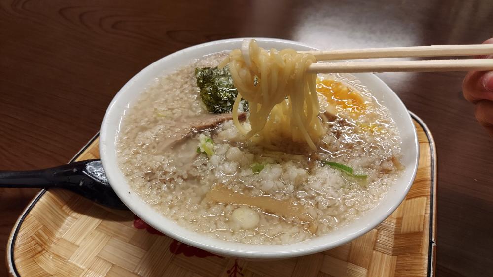 麺ピースｰ食レポ2
