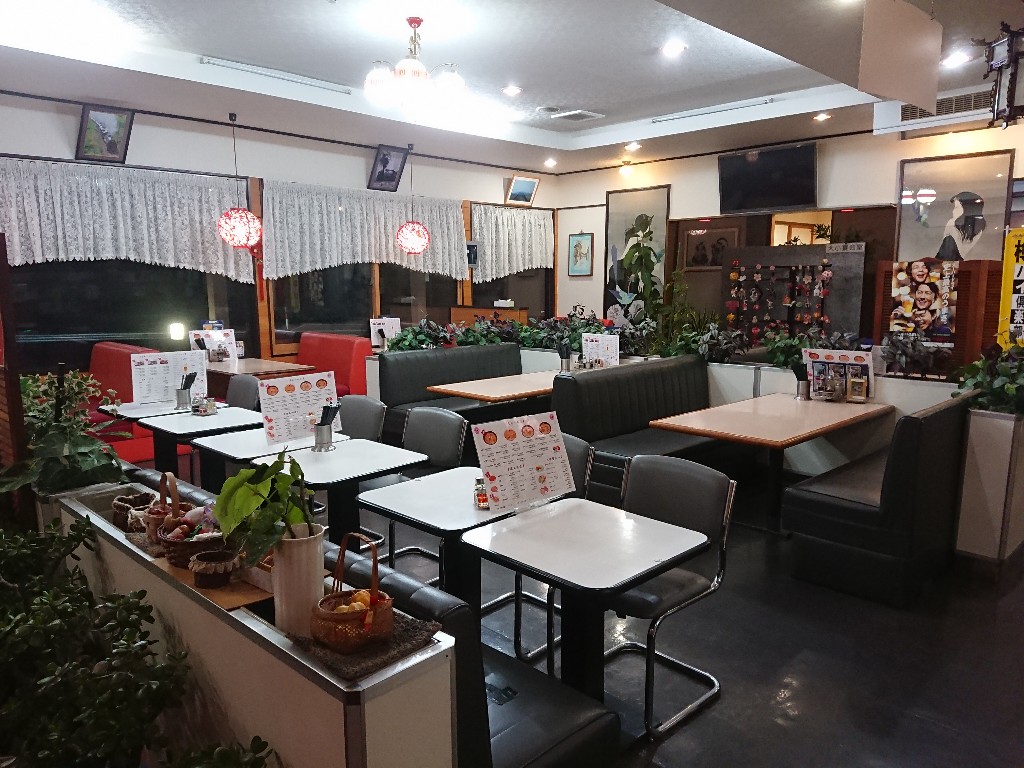 中華レストラン東東　店内 (1)