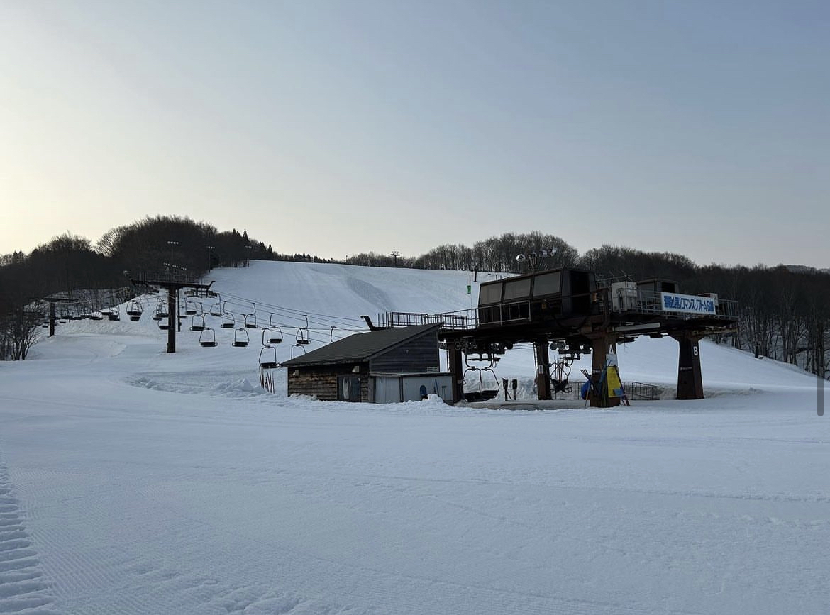 湯殿山スキー場-引用
