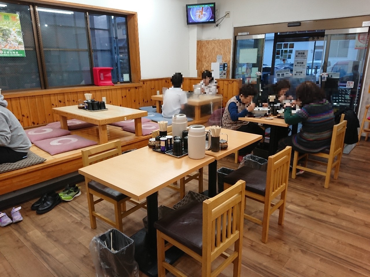 餃子とタンメンの店 大三元 店内 (1)