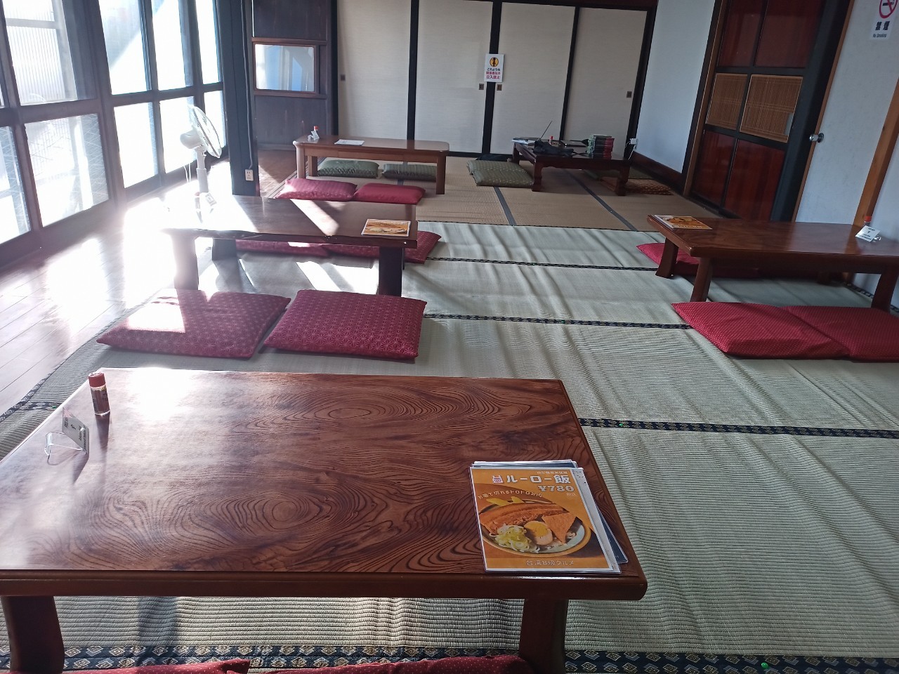 LINE_ALBUM_甘口派カフェ2_240529_37