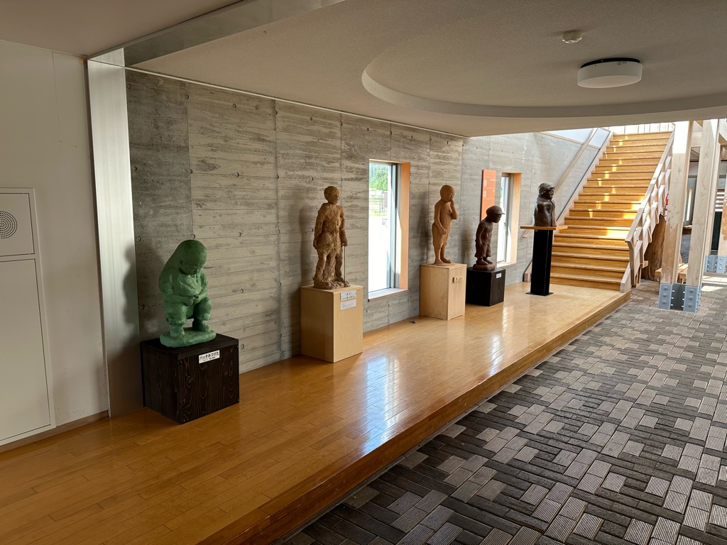 明安食学校－内観11