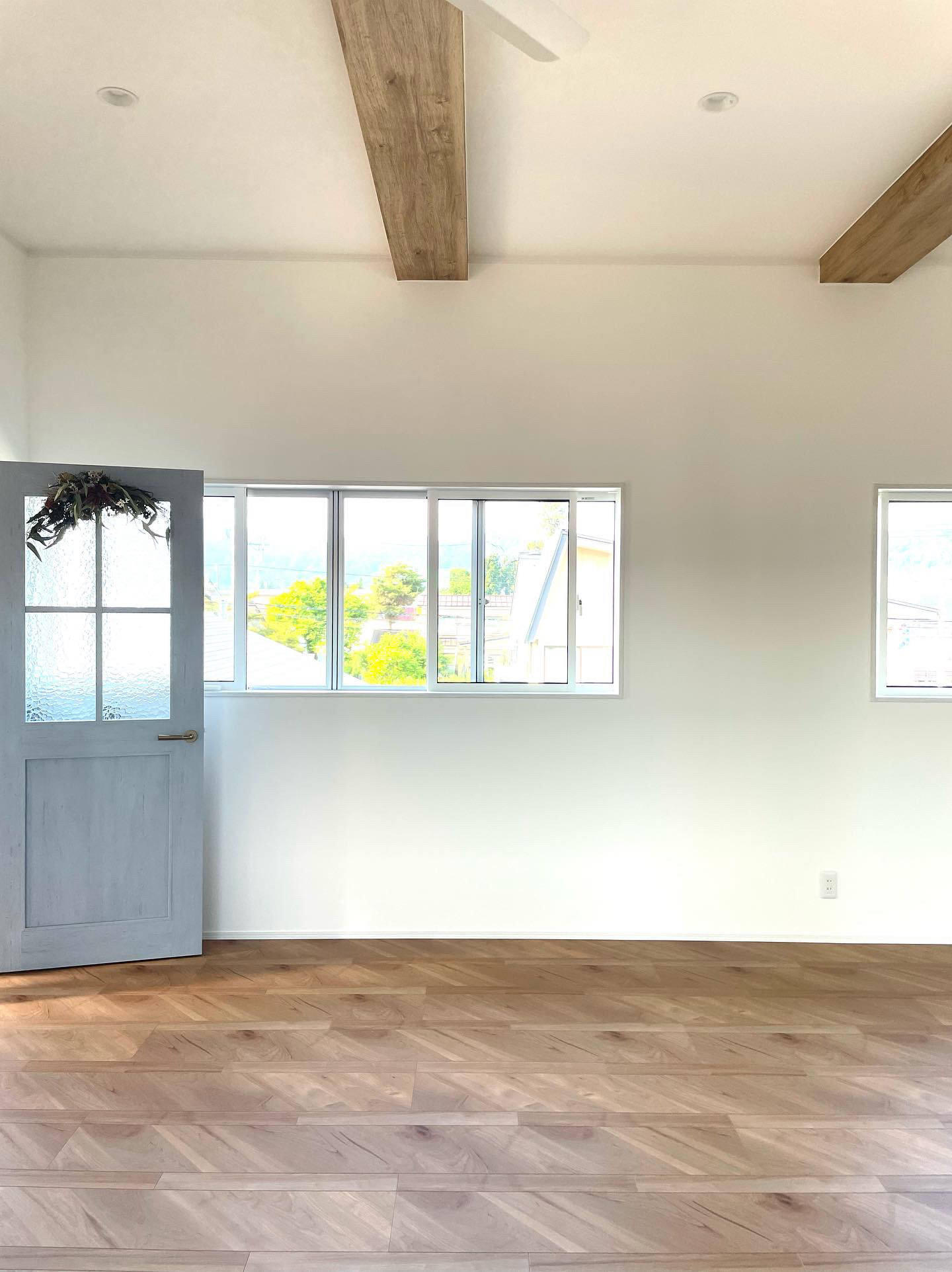 FB604060-5069-4918-A122-6E0627ECFC75