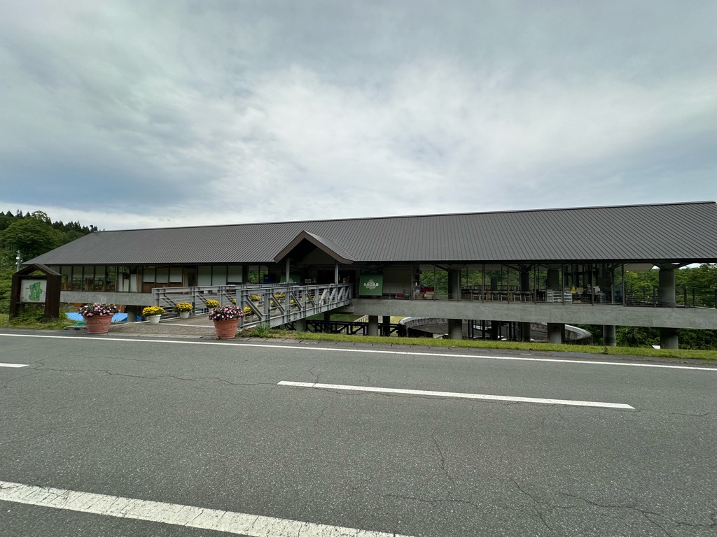 ビオトープ・カフェ きのこの森-外観1