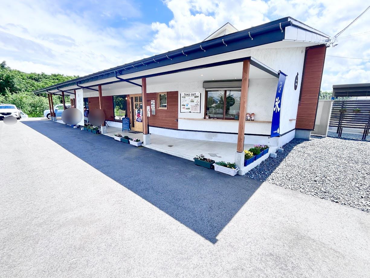 よってってカフェ-外観2