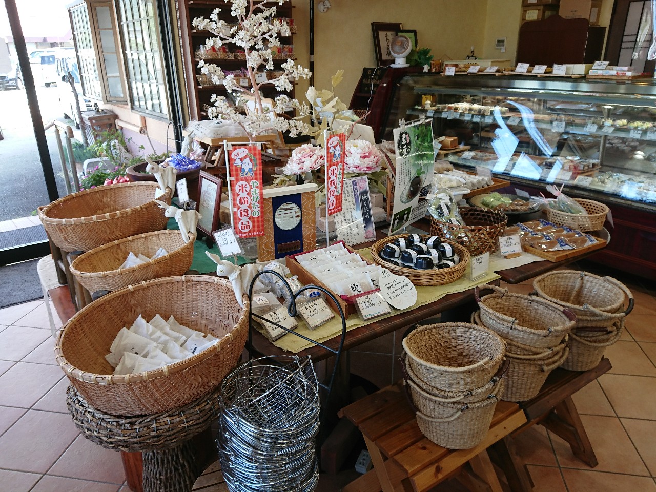 ボンむらやま菓子工房天童中店 店内 (6)