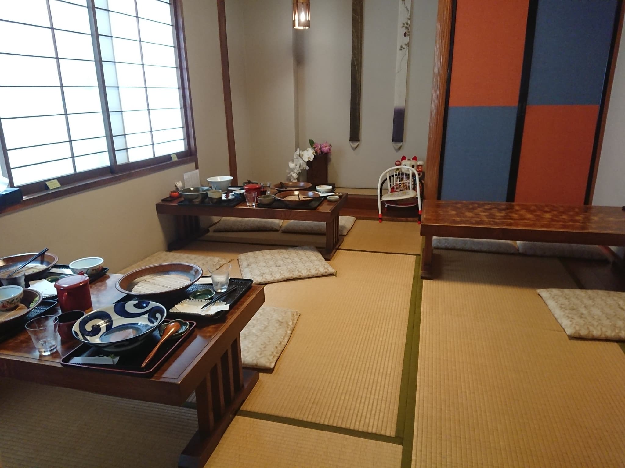 き蕎麦 丸五そば屋 山大前 店内 (1)