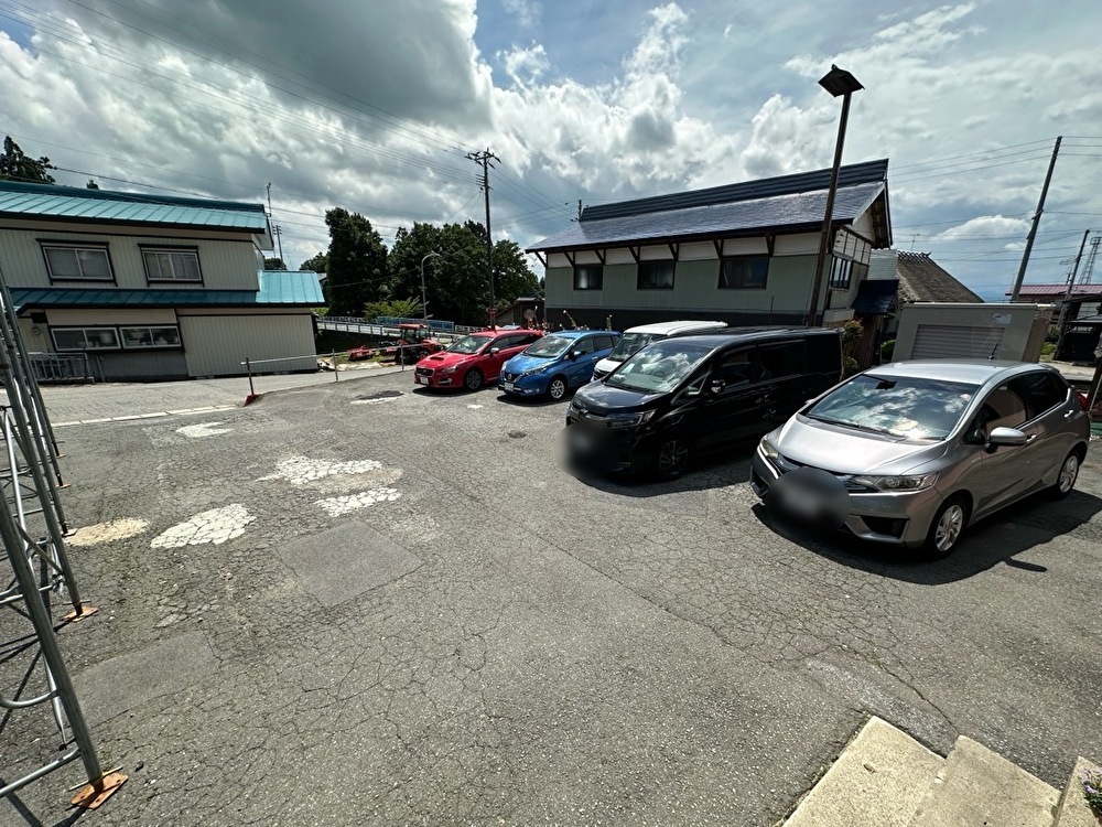 中華料理 かめや-駐車場