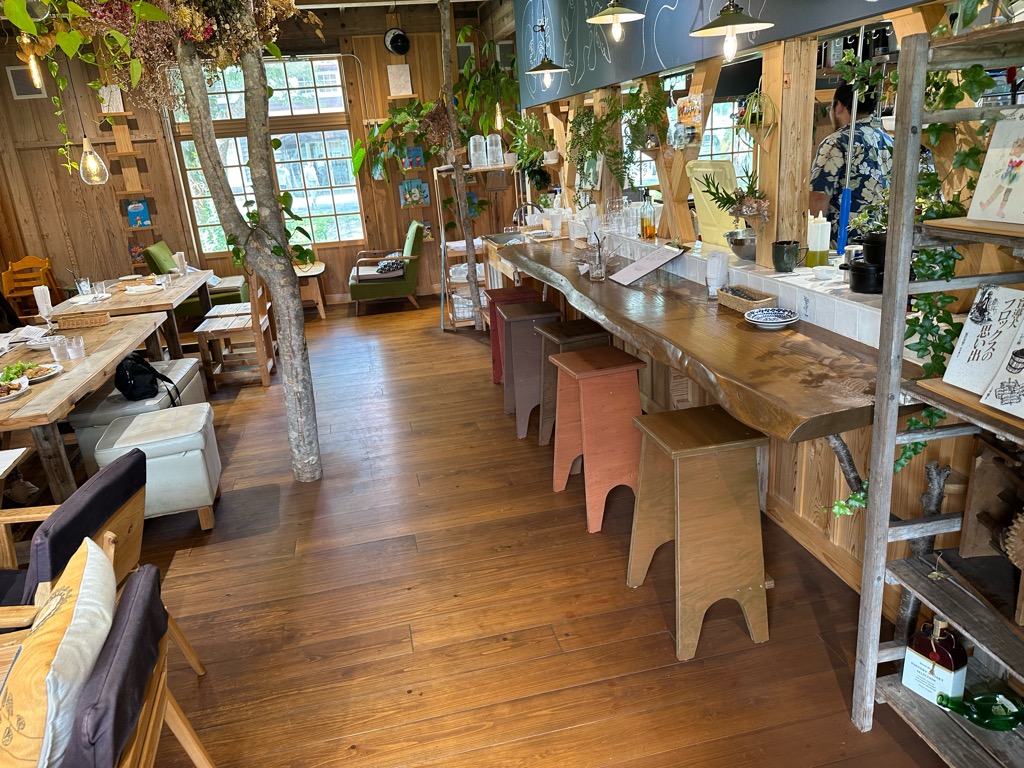 おやさいcafe AOMUSHI-内観1