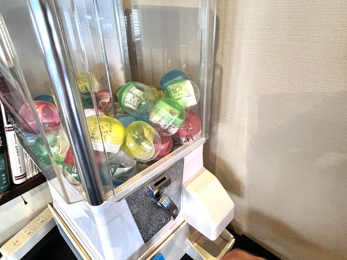 カリスマ_店内2