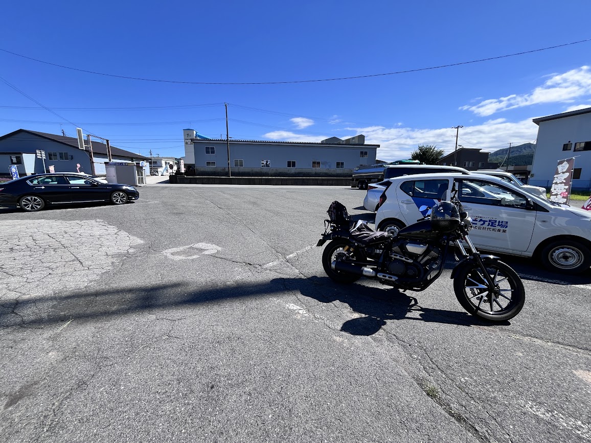 金ちゃん小国_駐車場