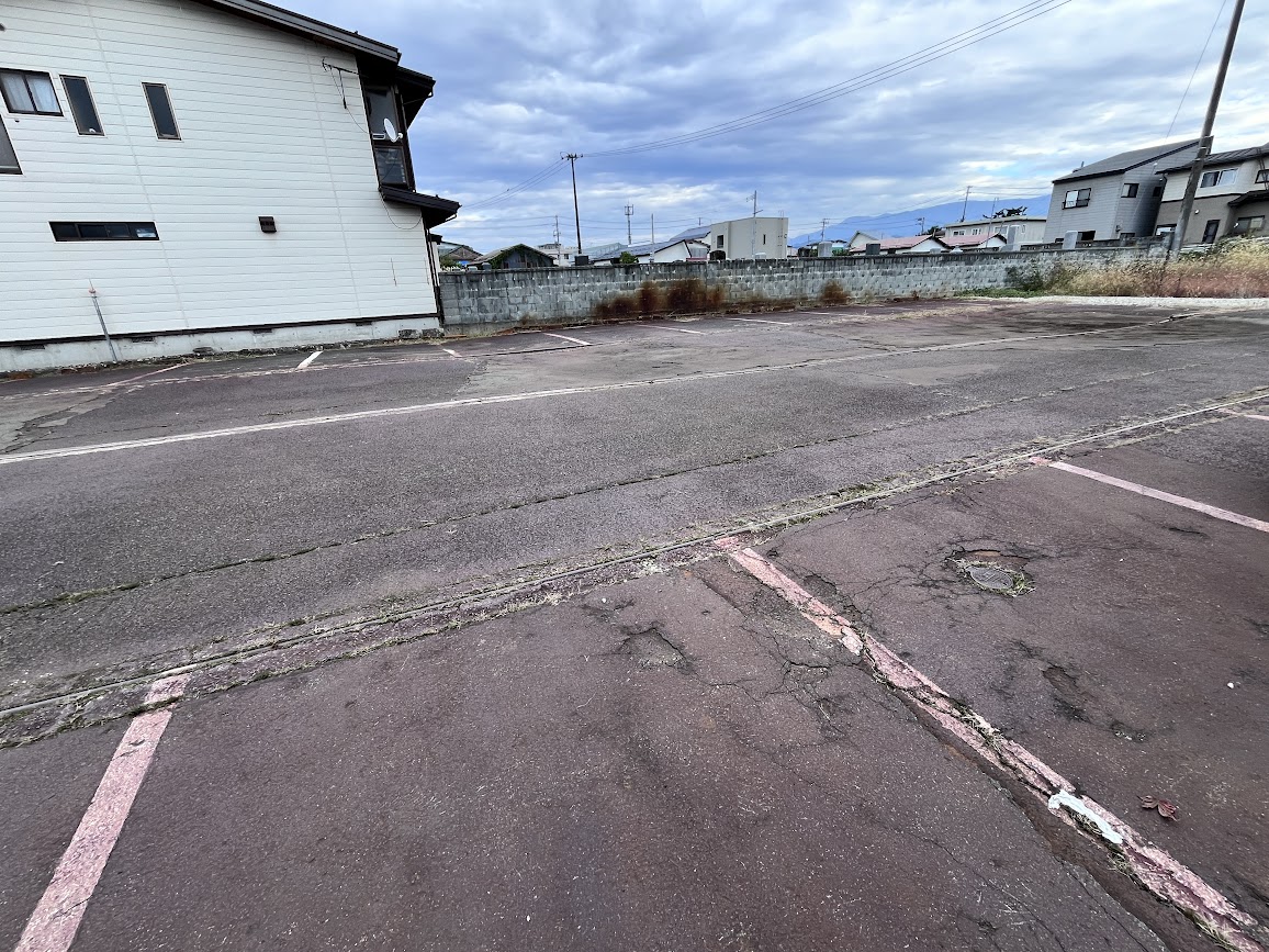 Always_駐車場