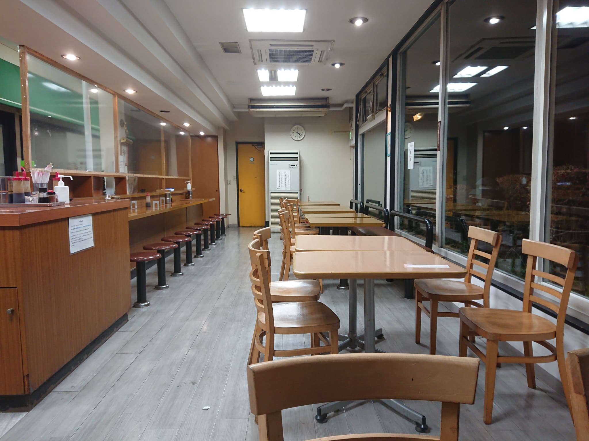茂利多屋 外観と店内 (4)