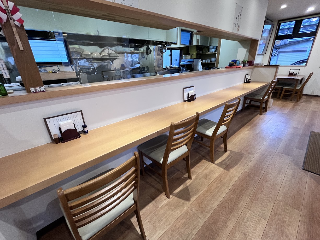 吾助_店内3