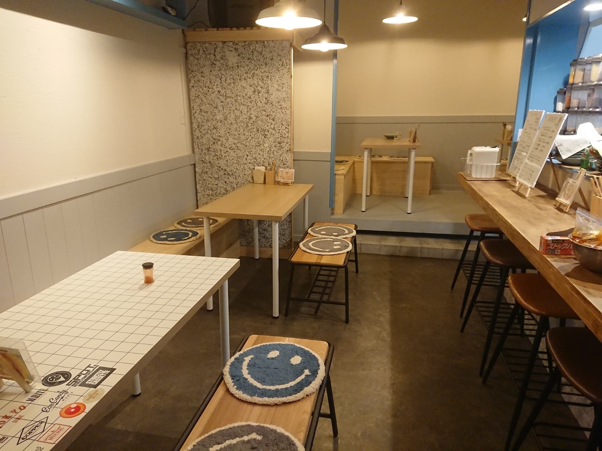 curryshop GOLD 店内 (1)