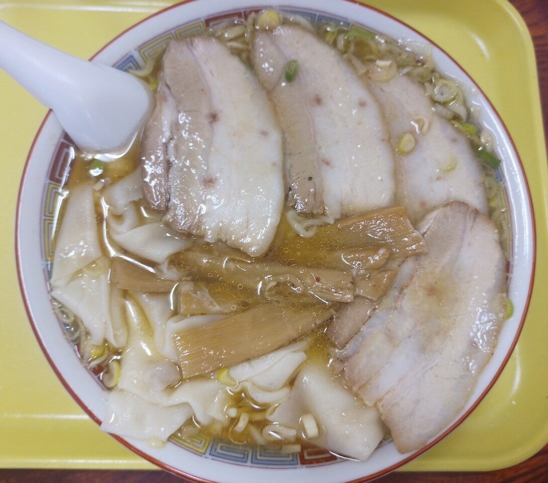 【山形ラーメンレポ】国鉄時代の貨物車両のお店「ラーメン汽車ポッポ」で絶品な「チャーシューワンタン」を頂いてきました！