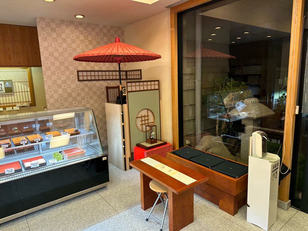 菓子司吉川屋-内観２