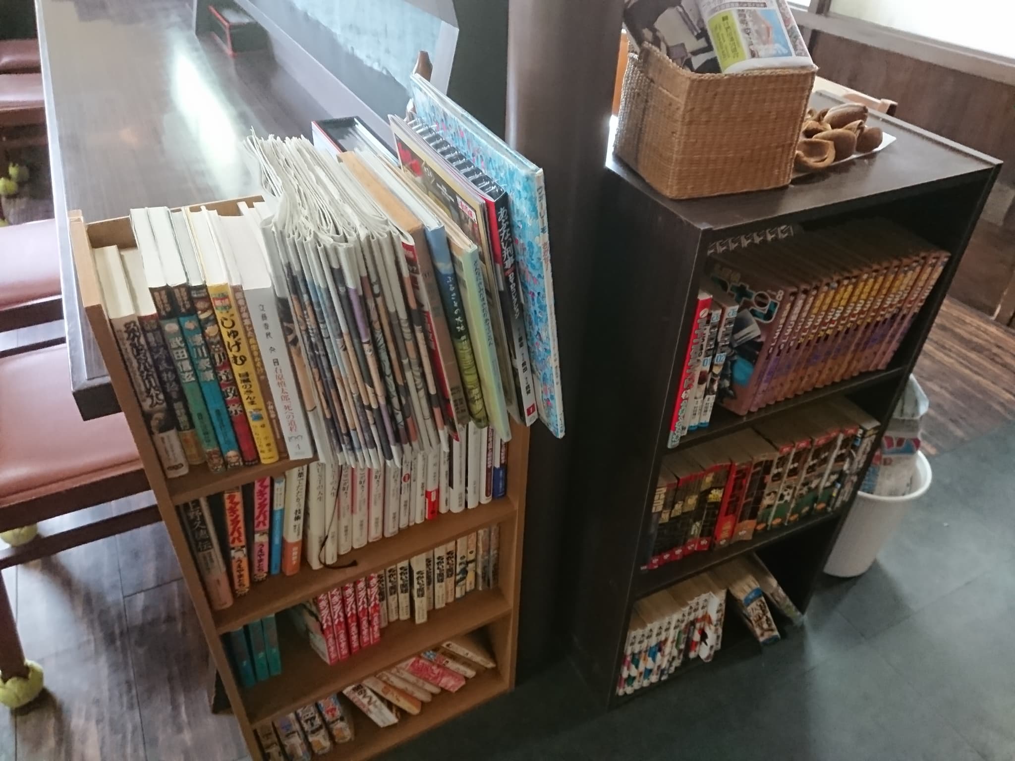 そば処 三な花 店内 (4)