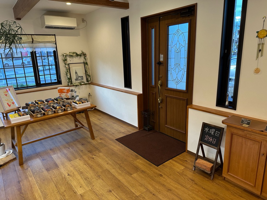 小島菓子店ー内観1