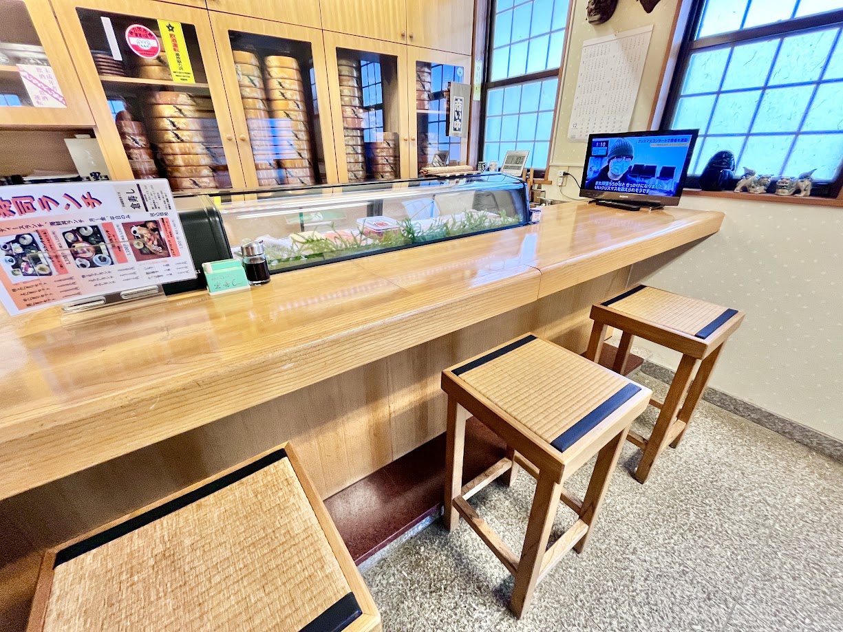 倉寿し_店内