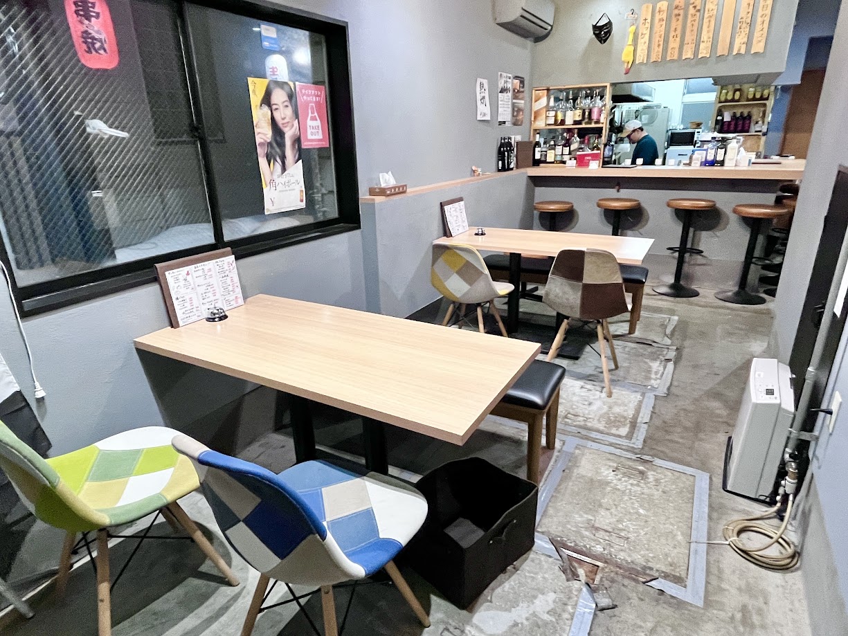 ニケンメドウスル_店内