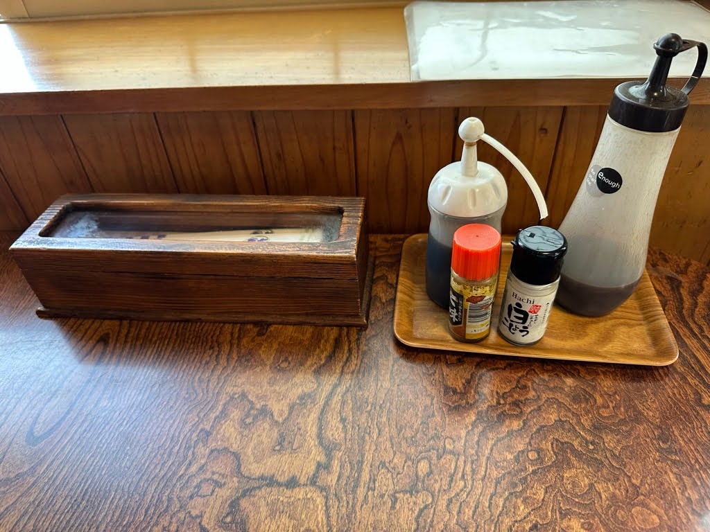 南新庄ドライブインー内観1