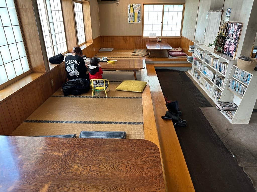 南新庄ドライブインー内観3