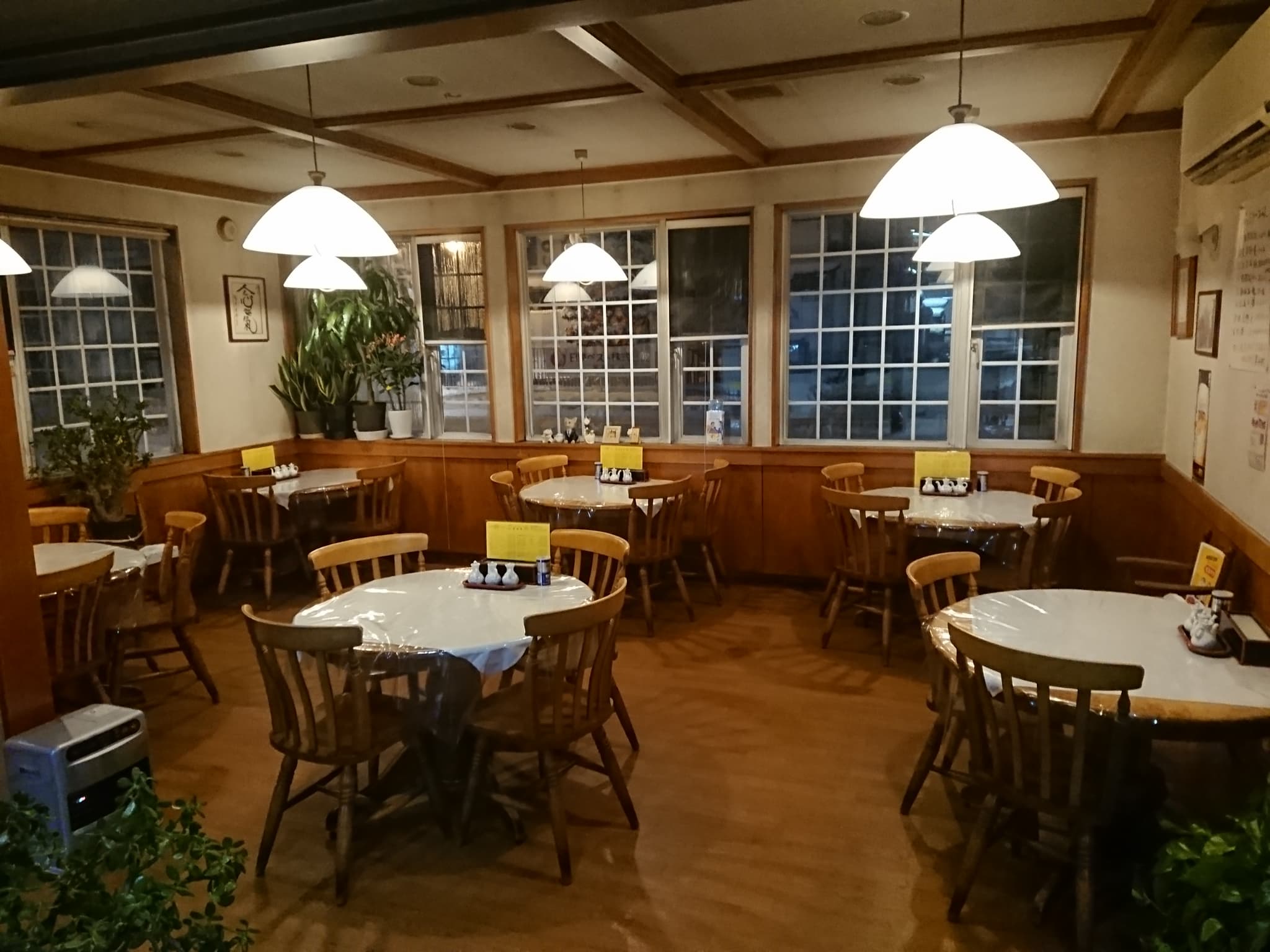 食遊館 茶茶茶　店内 (2)