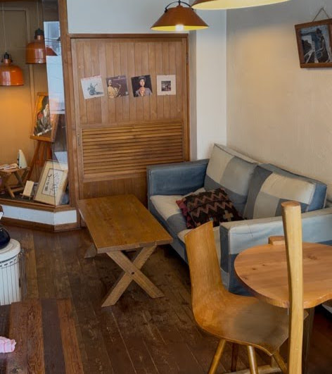 モクカフェー内観２