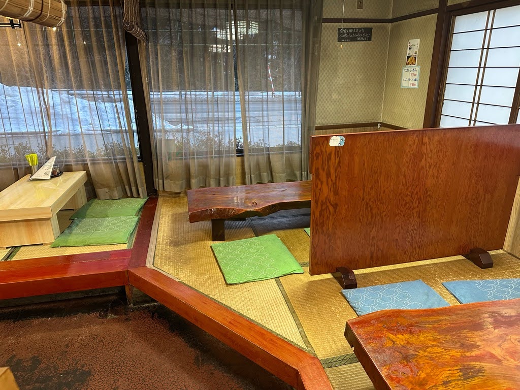 手打ちらーめん 紅花ー内観２