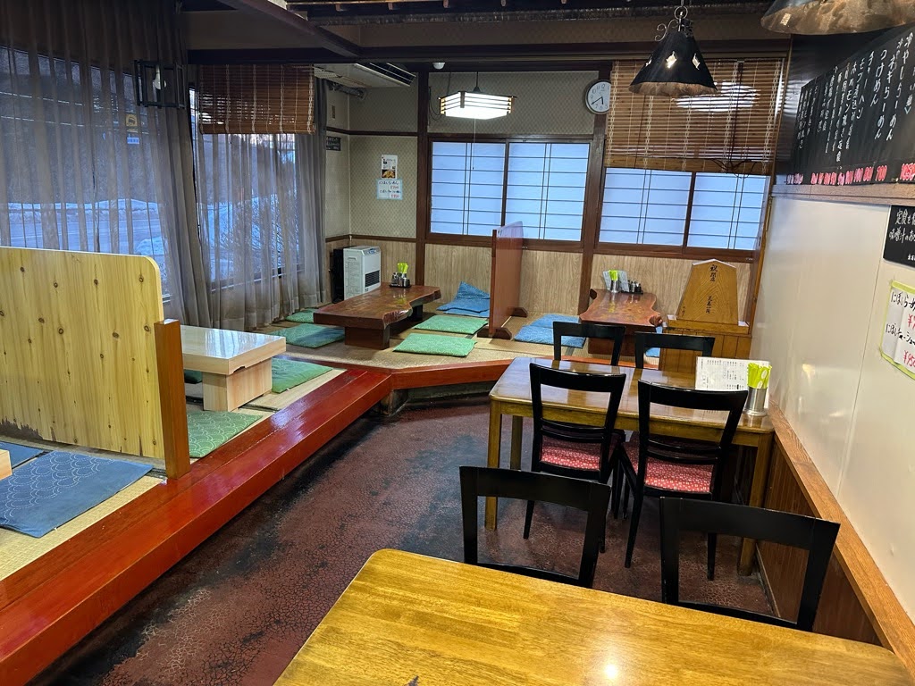 手打ちらーめん 紅花ー内観4