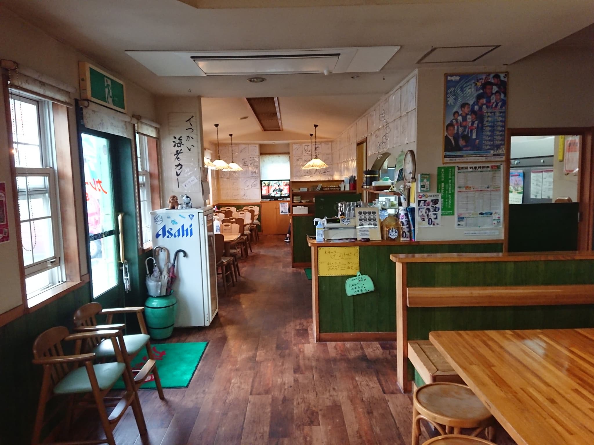 カレーやSAN 店内 (2)