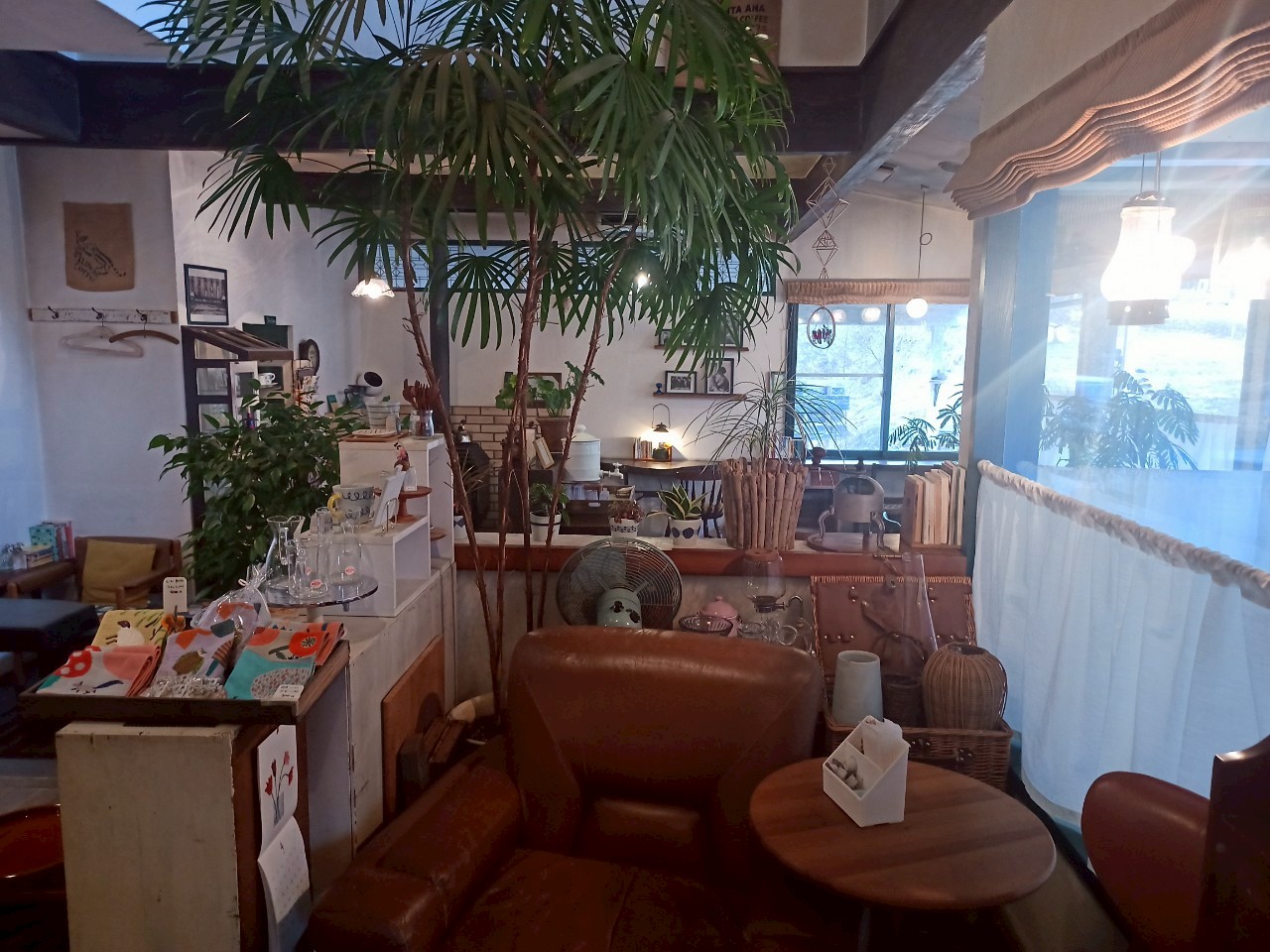 LINE_ALBUM_狸森珈琲焙煎所_250411_14